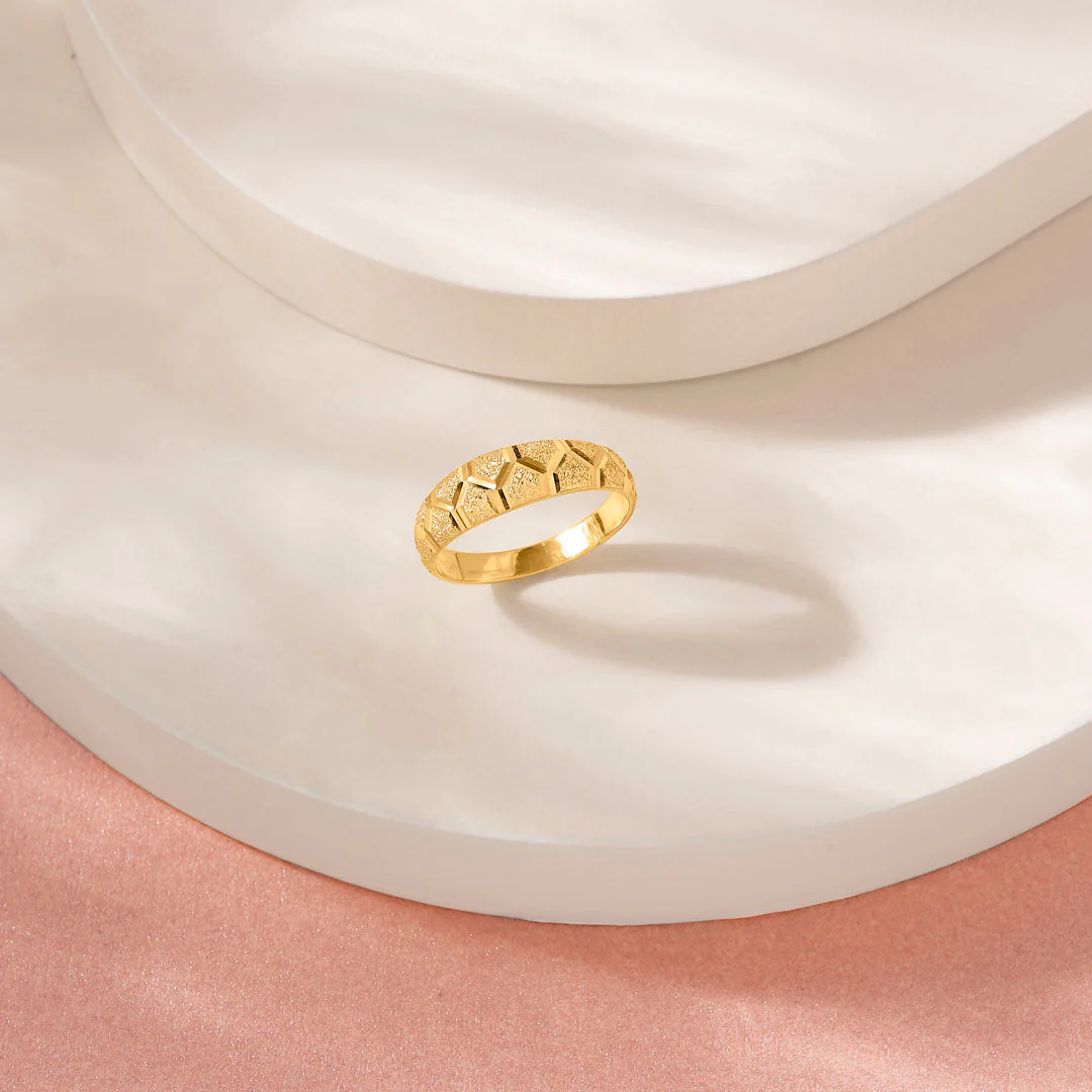 Aureline Edit Women's Gold Ring