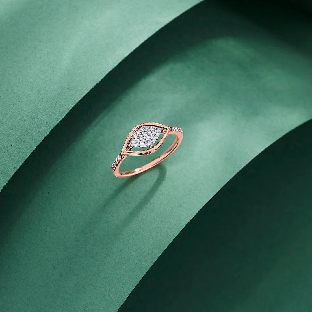 Eye of Light Fashion Diamond Ring