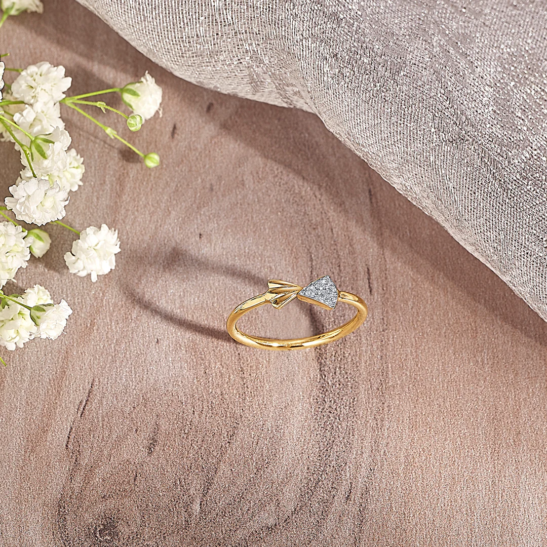 Geometric Glow Gold & Diamond Casual Ring For Women