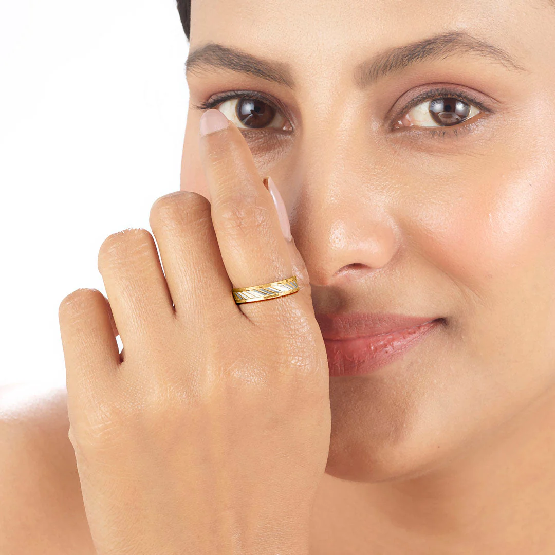 Linear Loop Women's Gold Ring - Image 2