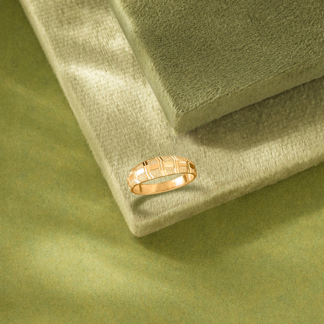 Modern Loop Women's Gold Ring