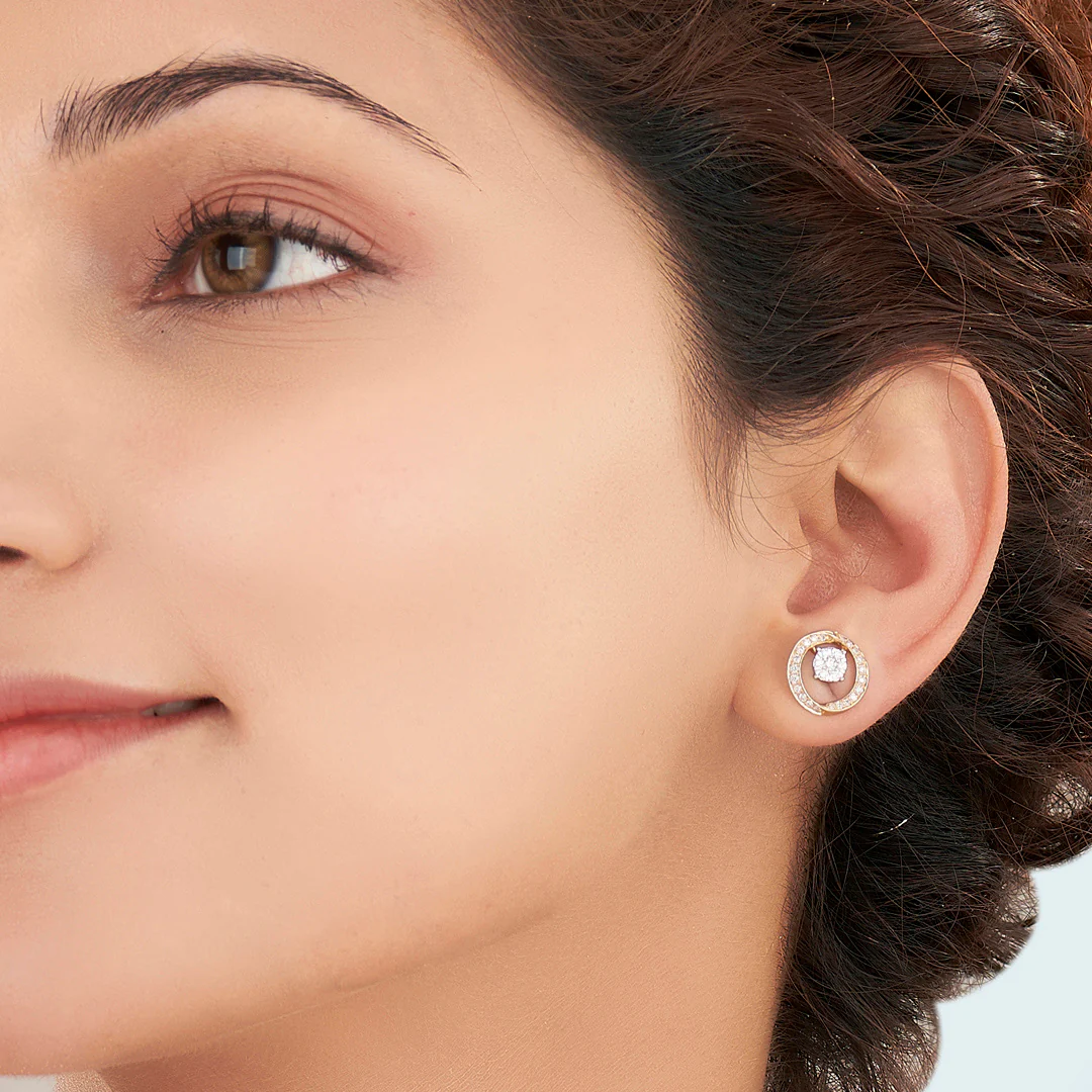 Opulent Radiance Gold & Diamond Stud Earring For Women - Image 2