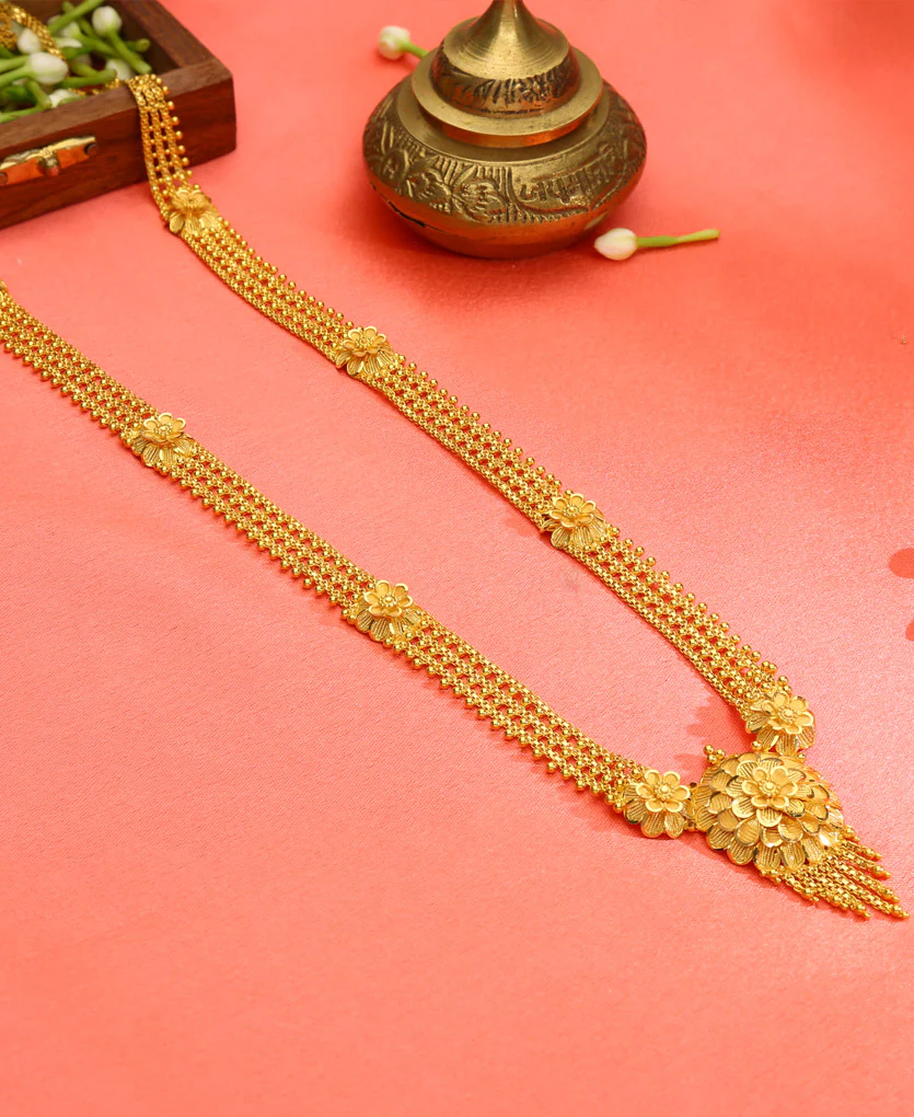 Ornamental Grace Yellow Gold Necklace For Women - Image 3