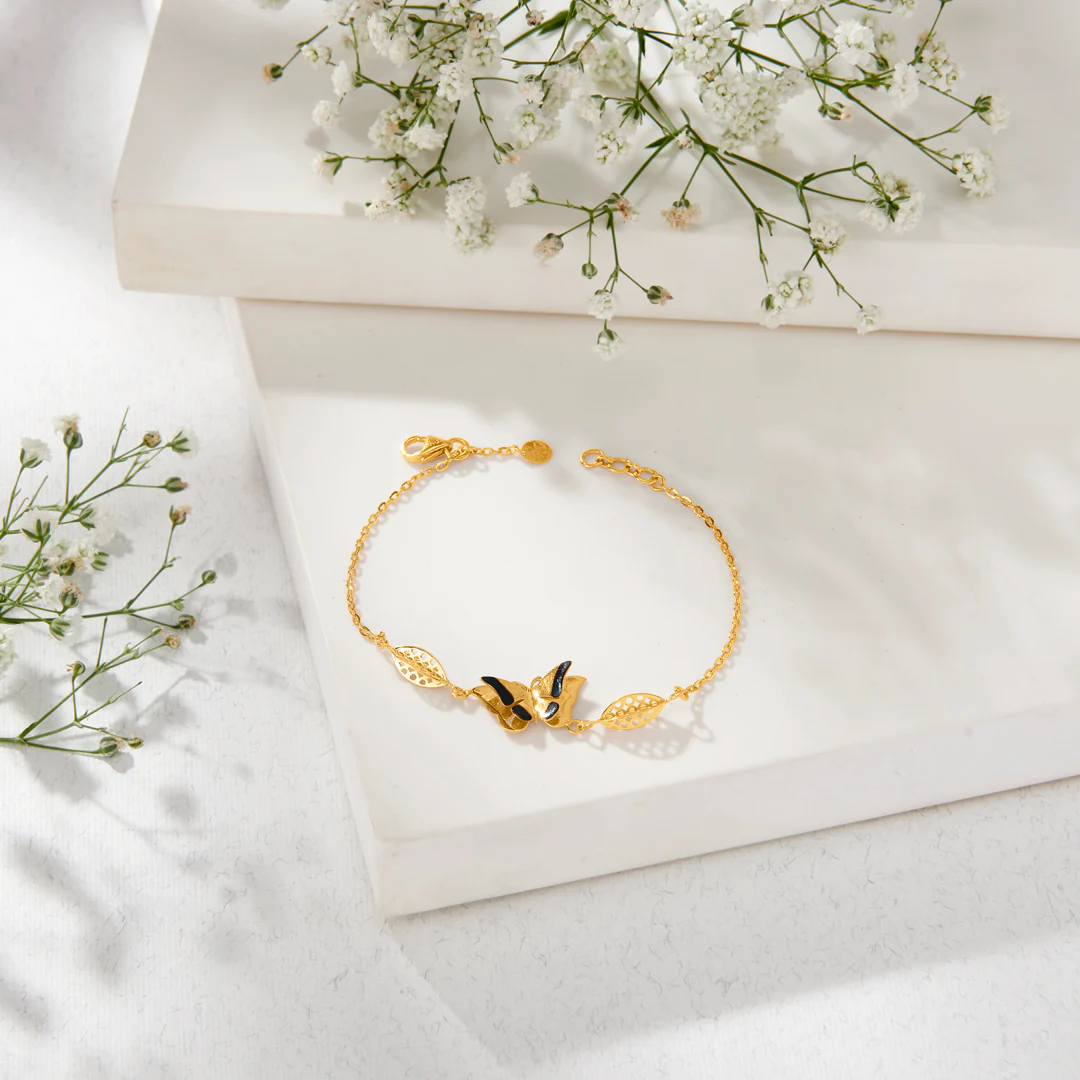 Papillon Charm Yellow Gold Flexible Bracelet for Women