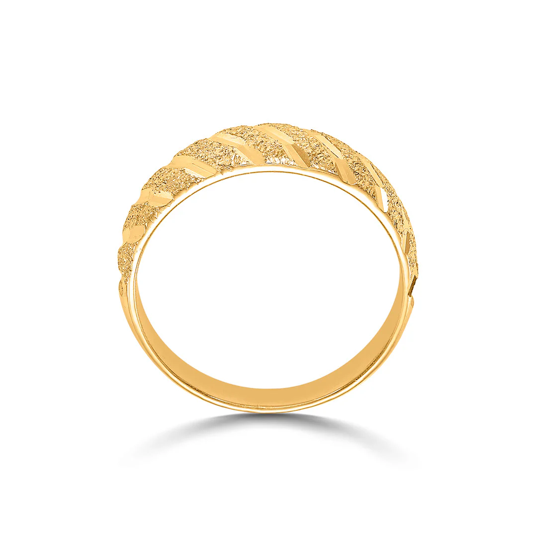 Shimmer Lines Women's Gold Ring - Image 5