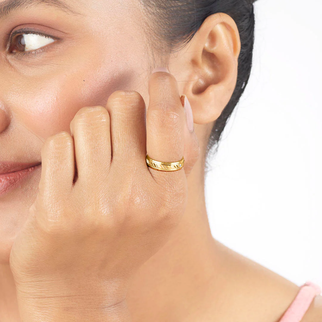 Style Arc Women's Gold Ring - Image 2