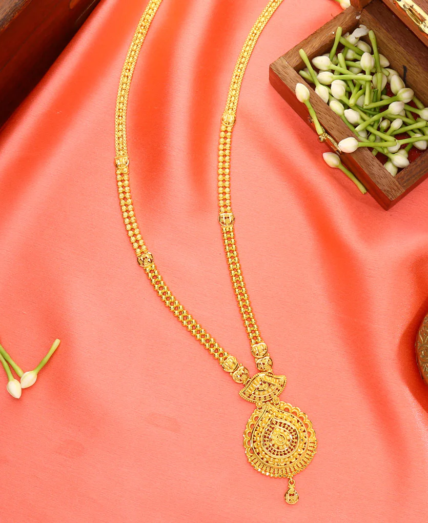 Suvarna Shringar Yellow Gold Traditional Necklace For Women