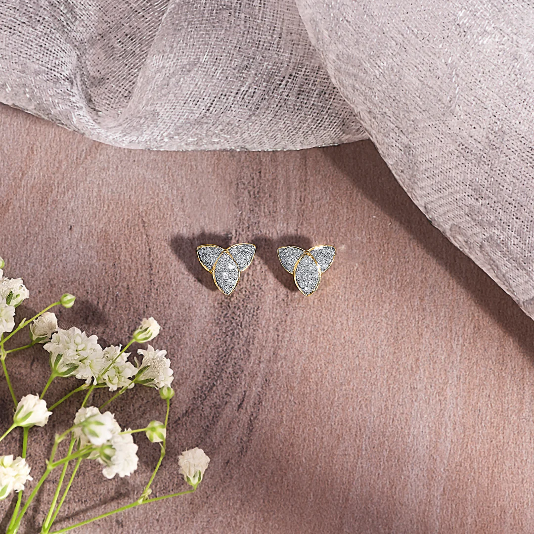 Treleaf Spark Gold & Diamond Stud Earring