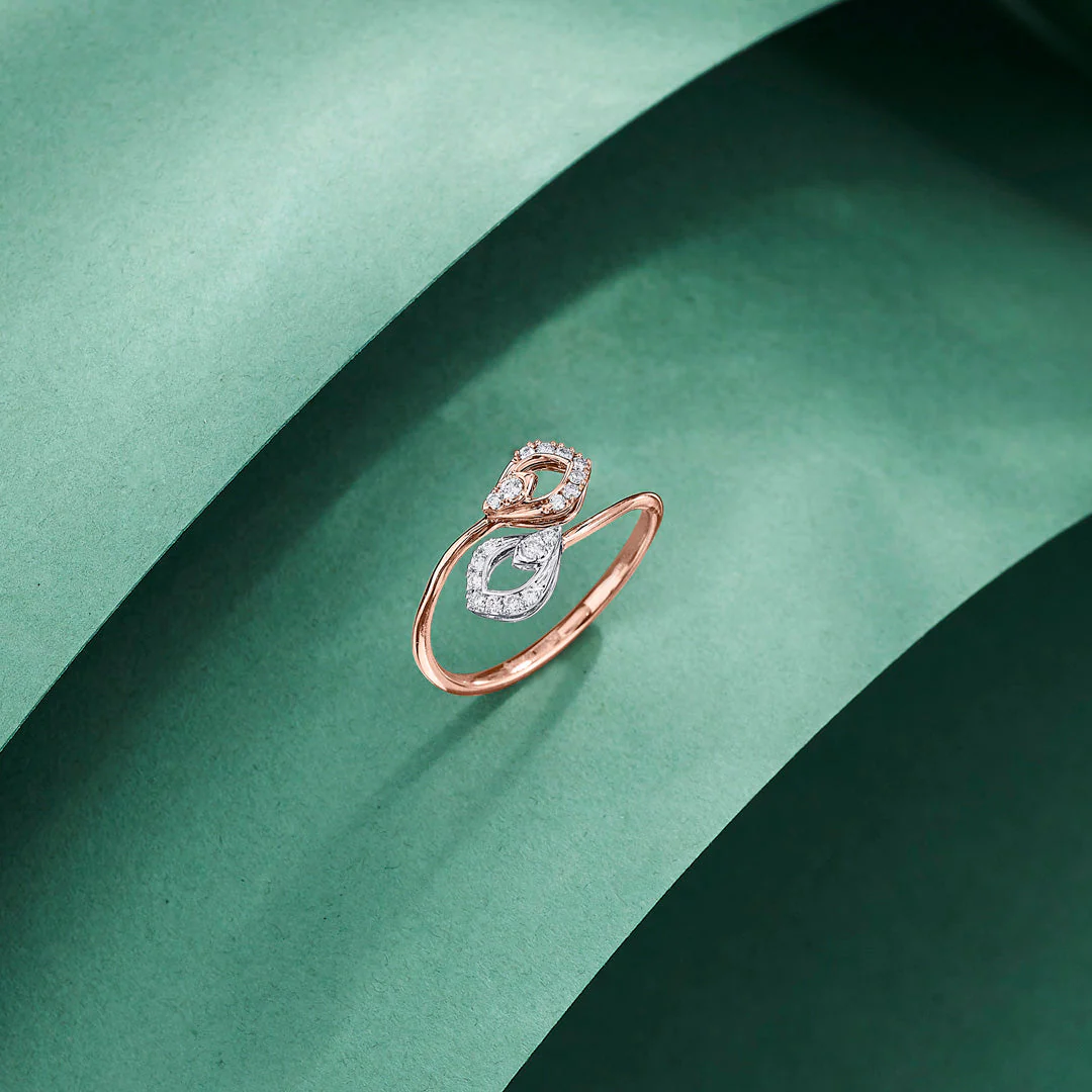 Twin Petals Cocktail Diamond Ring