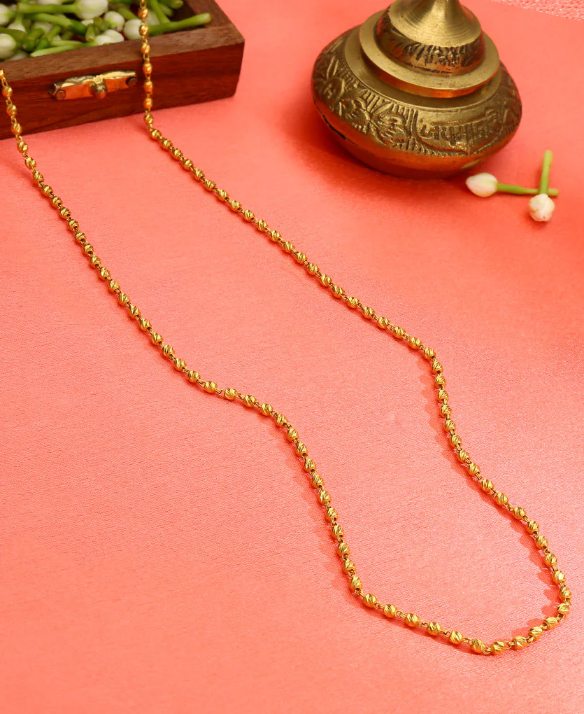 Vedic Grace Vertical Yellow Gold Traditional Necklace For Women - Image 3