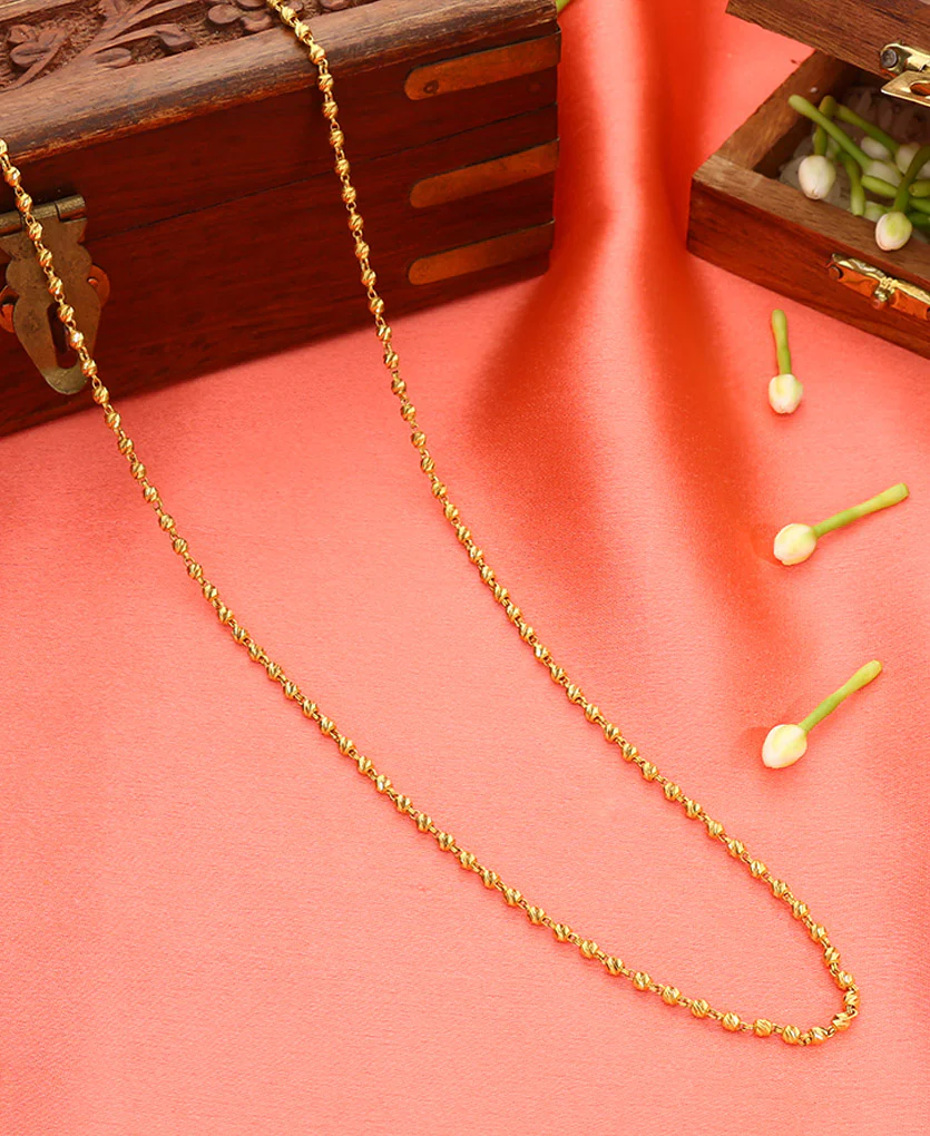 Vedic Grace Vertical Yellow Gold Traditional Necklace For Women - Image 4